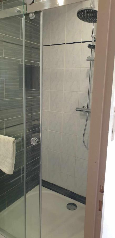 Chez Faby Et Jose Hotel Авиньон Екстериор снимка